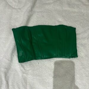 Size small Zara green crop top